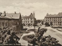 Trg kralja Aleksandra (današnji Trg Republike Hrvatske), oko 1932. godine, Hrvatski sokol